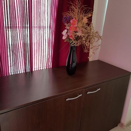 Family Aparthotel Vintegra Burgas Ngoại thất bức ảnh