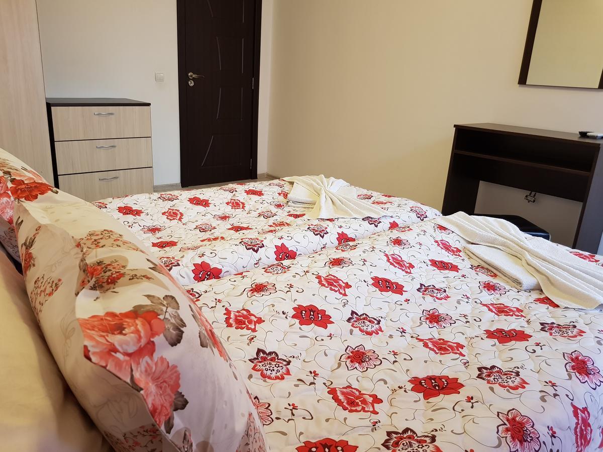 Family Aparthotel Vintegra Burgas Ngoại thất bức ảnh