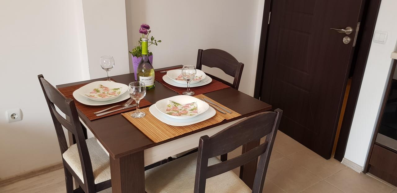 Family Aparthotel Vintegra Burgas Ngoại thất bức ảnh