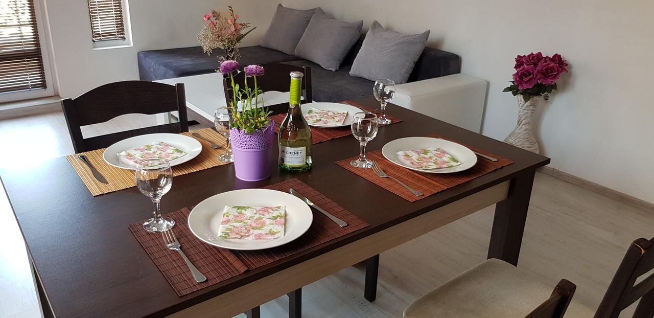 Family Aparthotel Vintegra Burgas Ngoại thất bức ảnh