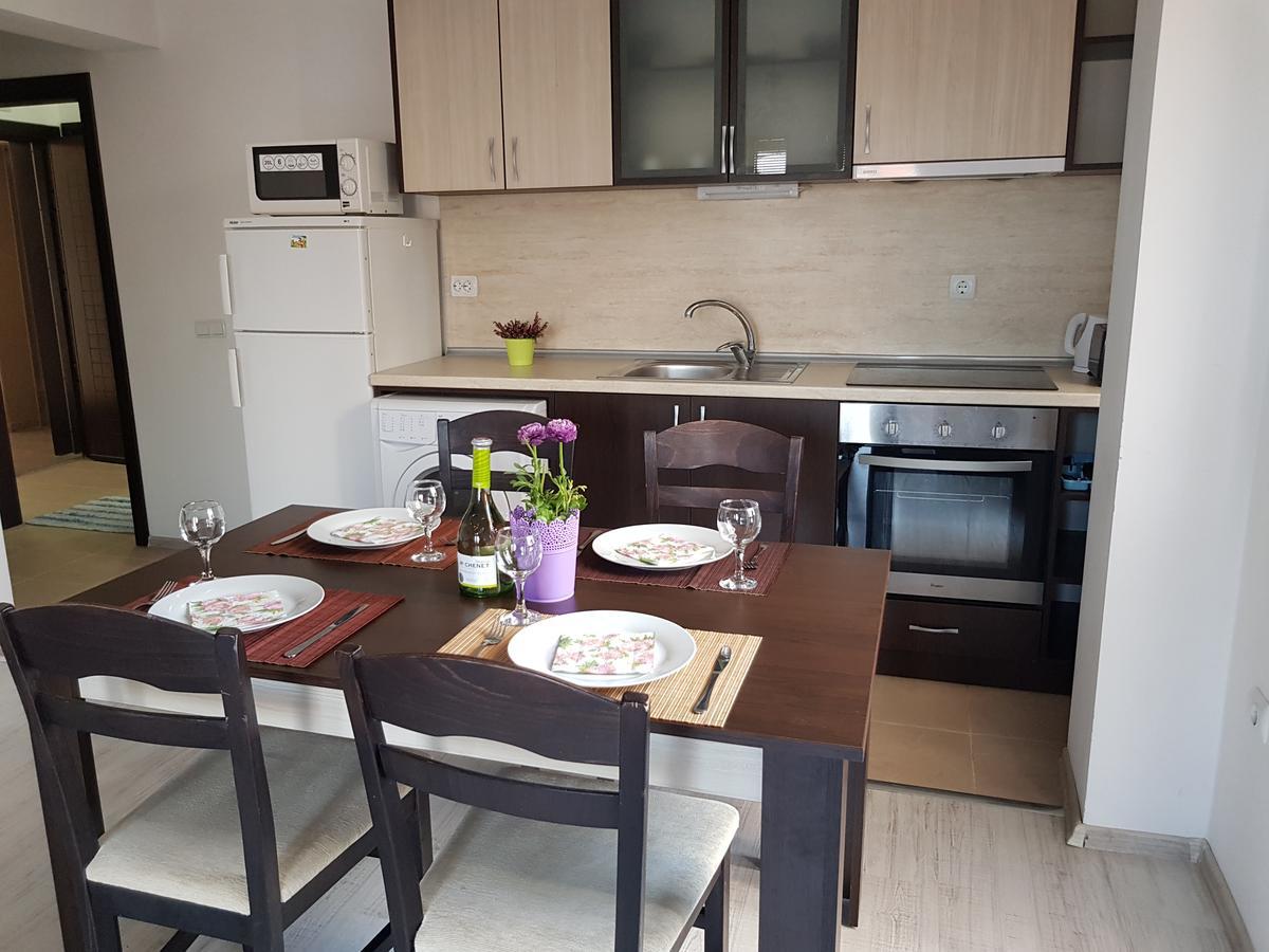 Family Aparthotel Vintegra Burgas Ngoại thất bức ảnh