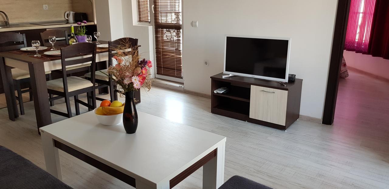 Family Aparthotel Vintegra Burgas Ngoại thất bức ảnh