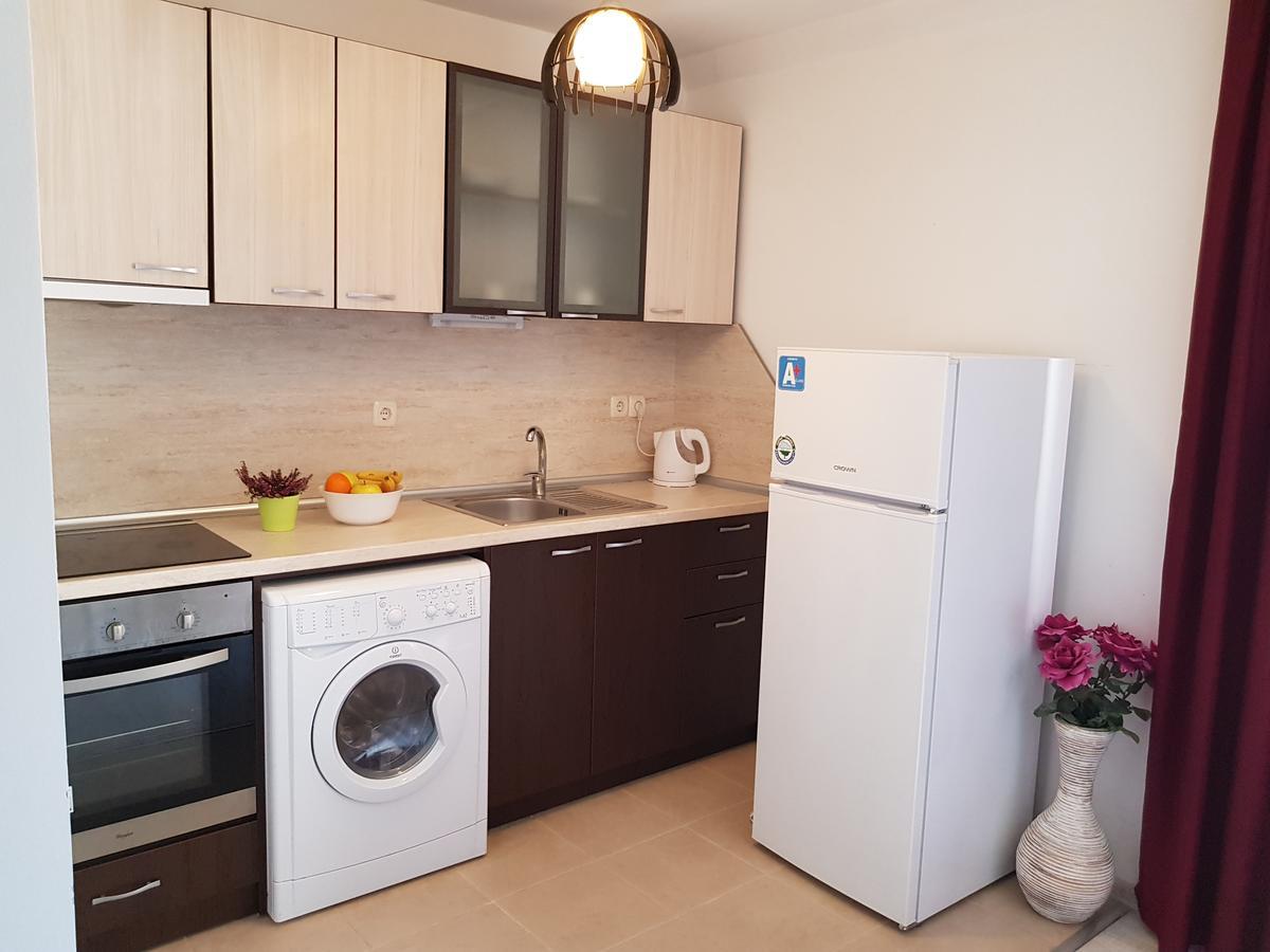 Family Aparthotel Vintegra Burgas Ngoại thất bức ảnh