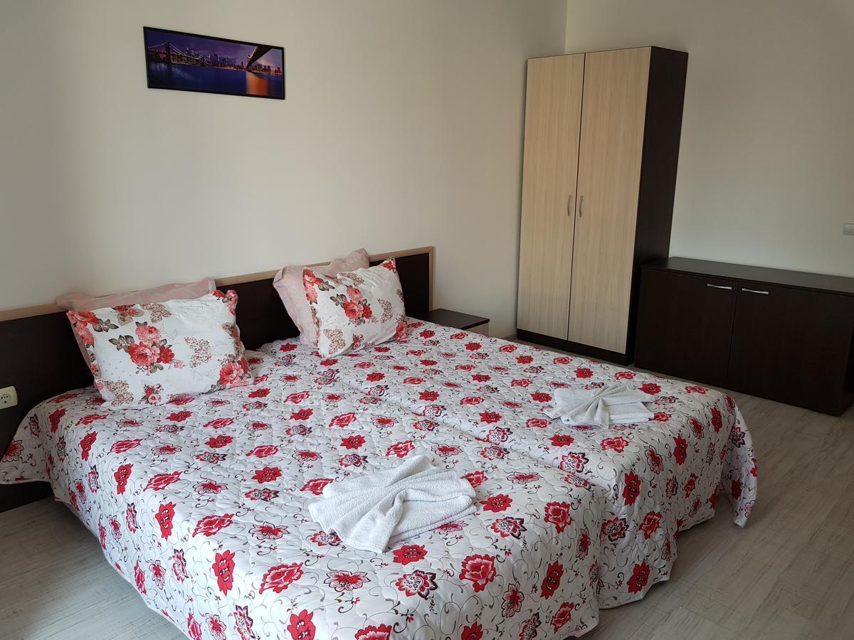 Family Aparthotel Vintegra Burgas Ngoại thất bức ảnh