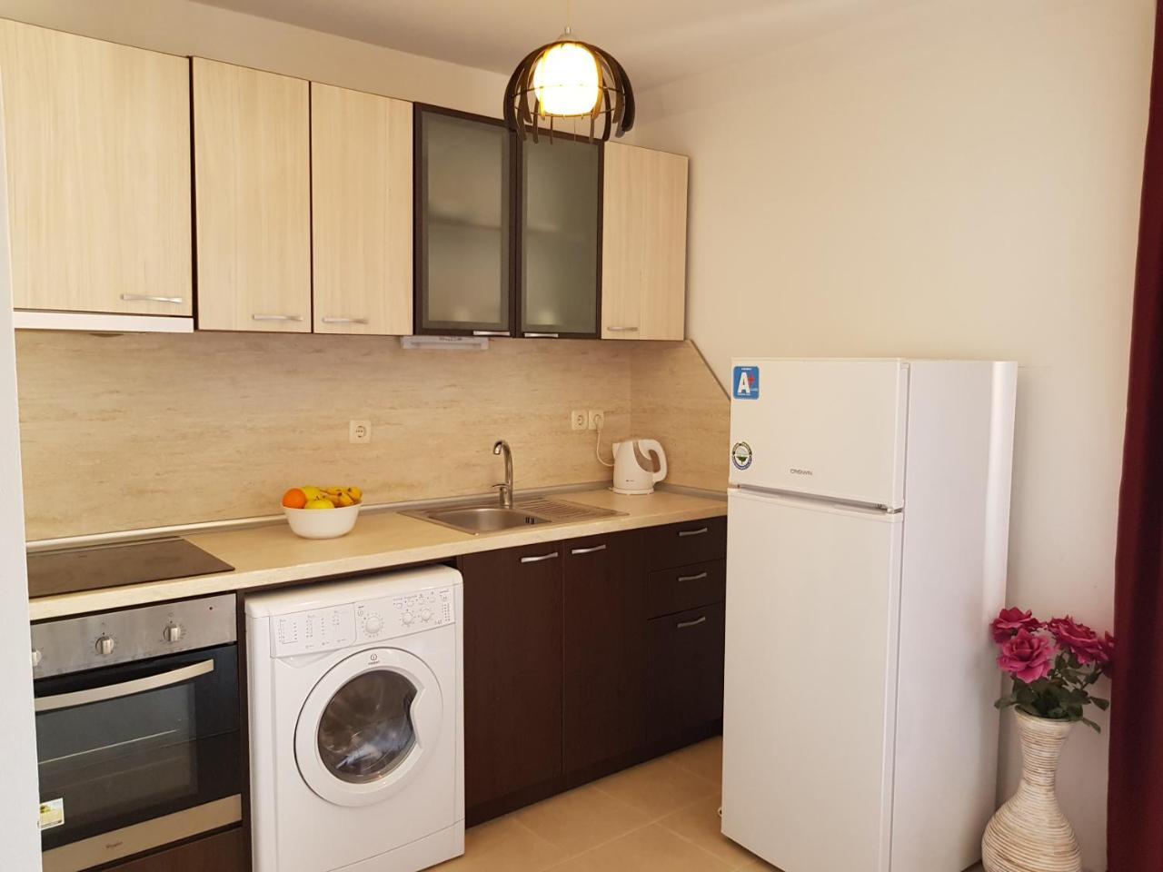 Family Aparthotel Vintegra Burgas Ngoại thất bức ảnh